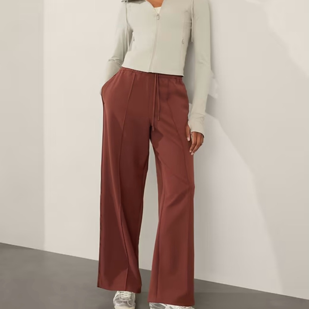 Athleta Rust High Rise Relaxed Pant